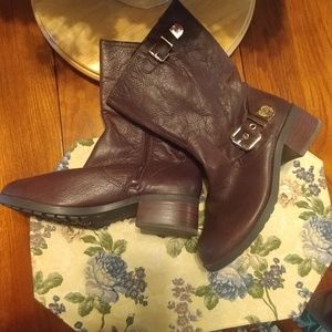 Vince Camuto boots, 8W,  Brown, Never worn